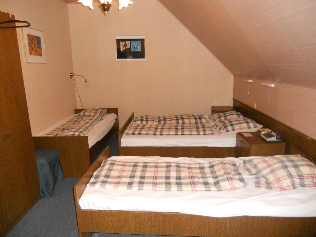 Hotel Ten Putte Gistel Cameră foto